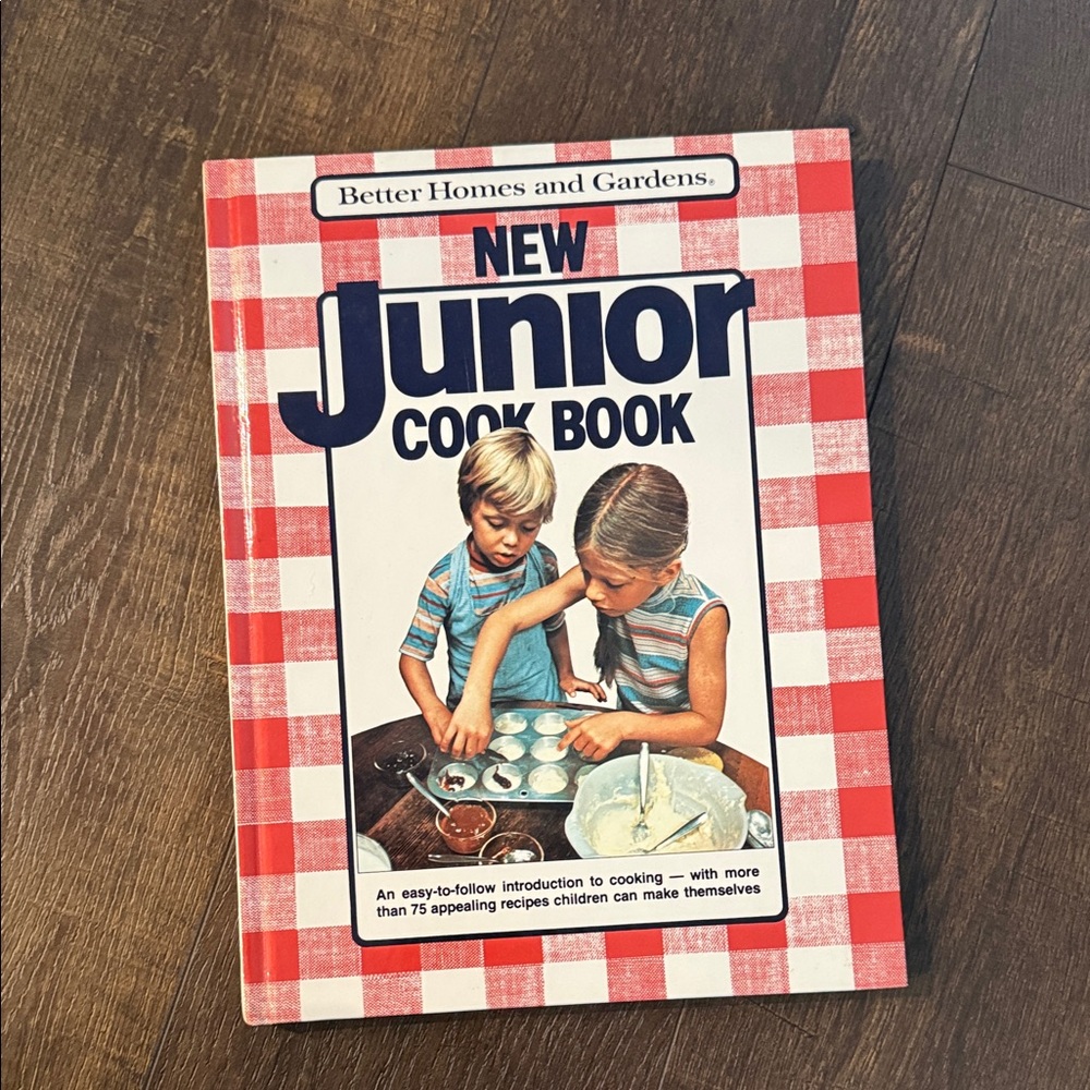 Better Homes and Gardens New Junior Cook Book - Red and White Cover - Vintage